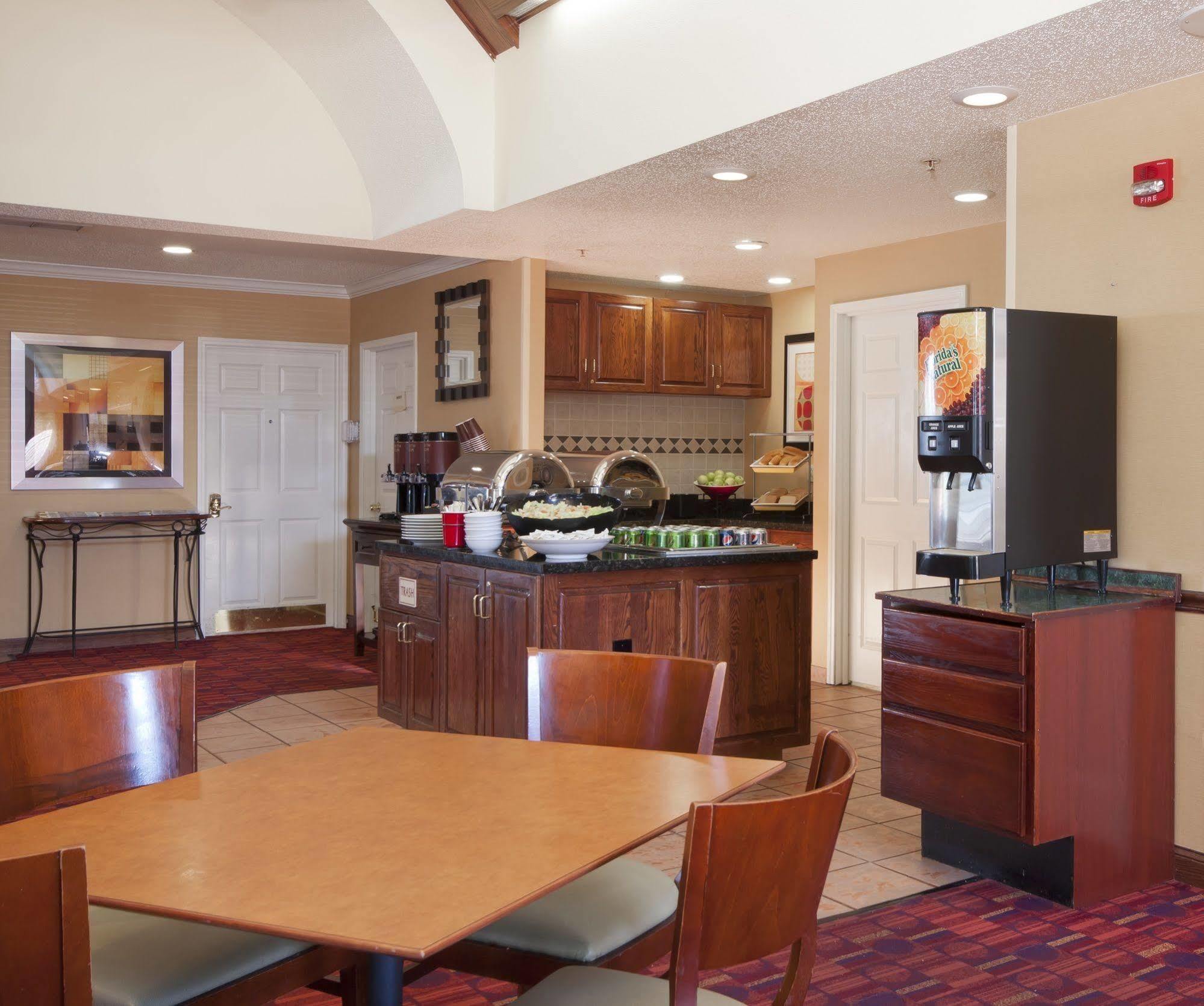 Residence Inn By Marriott West Springfield Kültér fotó