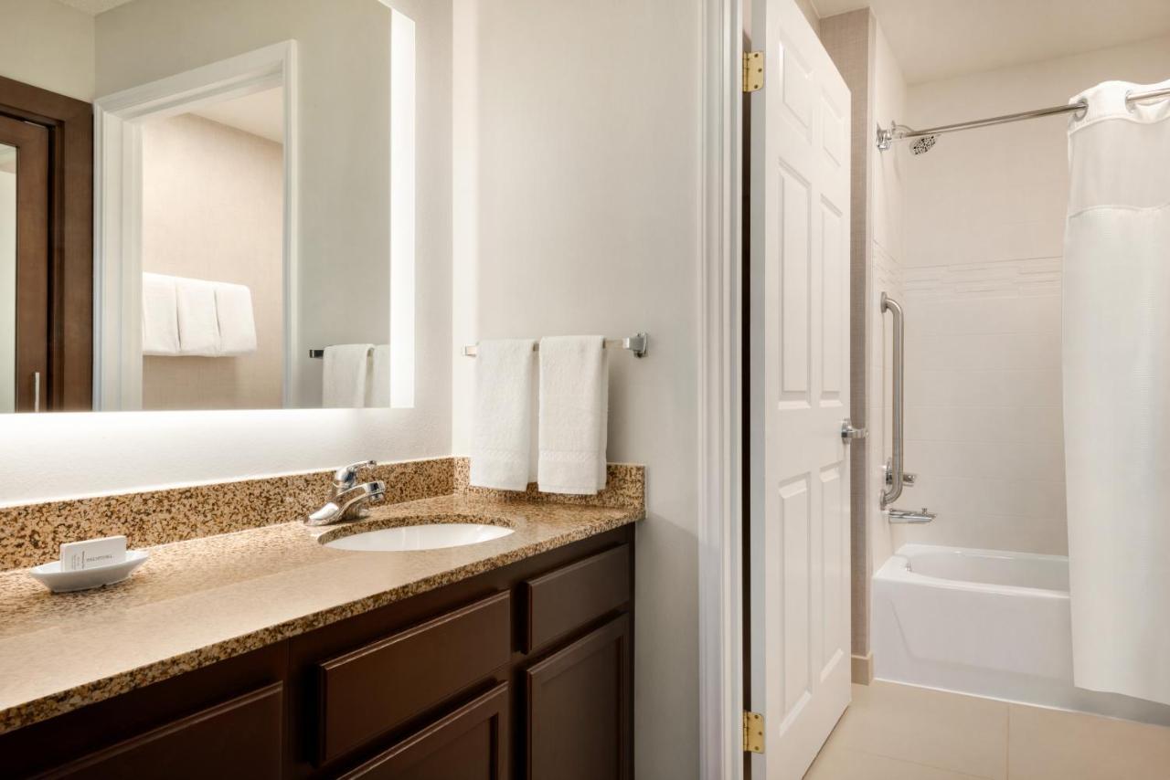 Residence Inn By Marriott West Springfield Kültér fotó